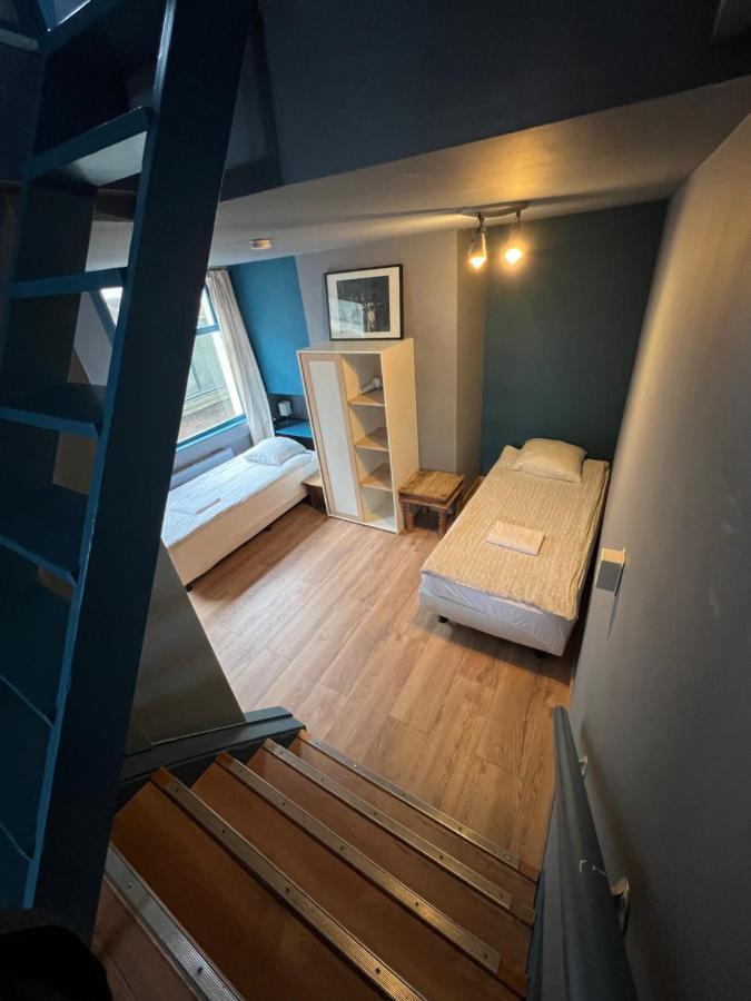 Nes B&B Amsterdam Bagian luar foto